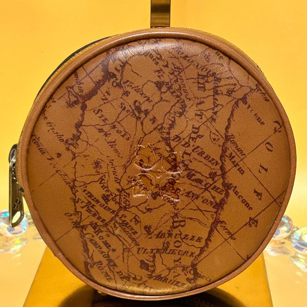 Patricia Nash 2fer Signature Map Print Leather Tote w/Pouch Approx. 15 x 11 x3.5 - Picture 12 of 17